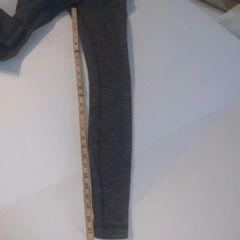 LULULEMON‎ Align High-Rise Leggings. Size 2. Heathered Graphite Gray